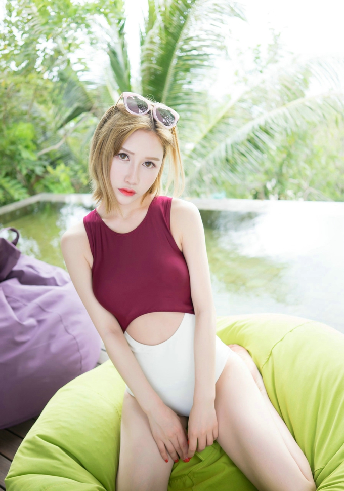 清新户外气质美女于姬Una靓丽写真