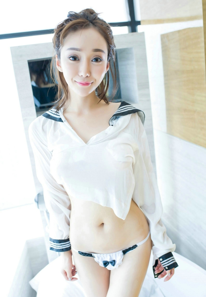 白嫩顾籼尤物性感诱惑勾魂写真