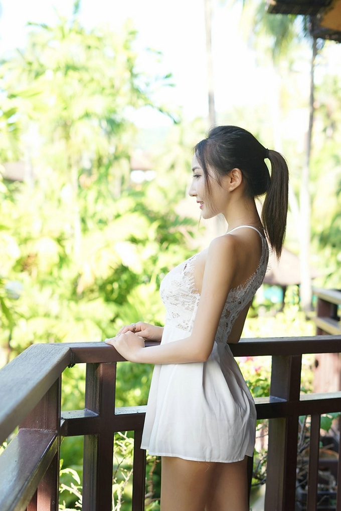 吊带蕾丝连衣裙Yumi-尤美诱惑迷人性感清爽靓丽风情写真