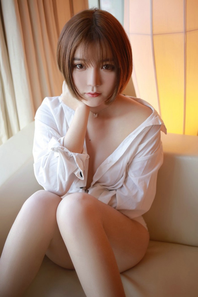 性感娇艳MM白皙酥胸翘臀销魂娇媚诱惑高清写真