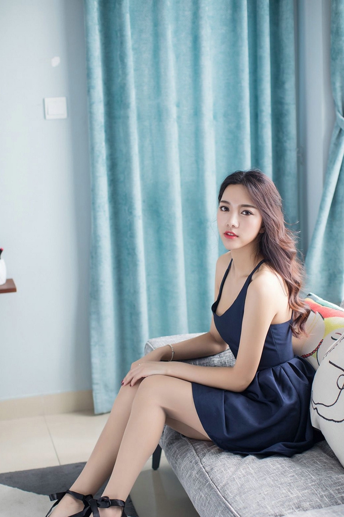 迷人气质嫣儿露背连衣裙诱惑勾魂妖娆居家私房写真