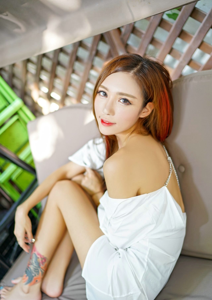 火辣气质美女合集性感迷人美乳写真