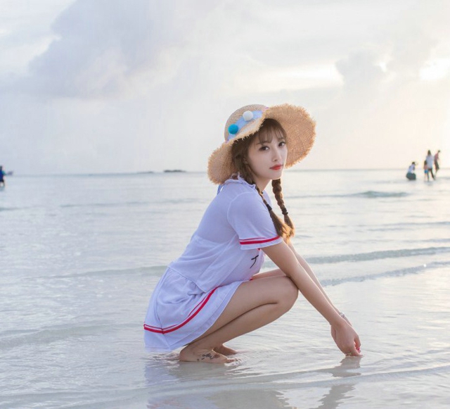 清纯美女杨晨晨sugar海边性感写真