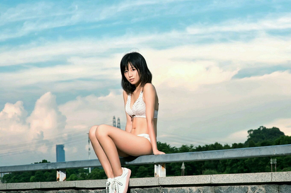 仓井优香比基尼美乳完美身材写真