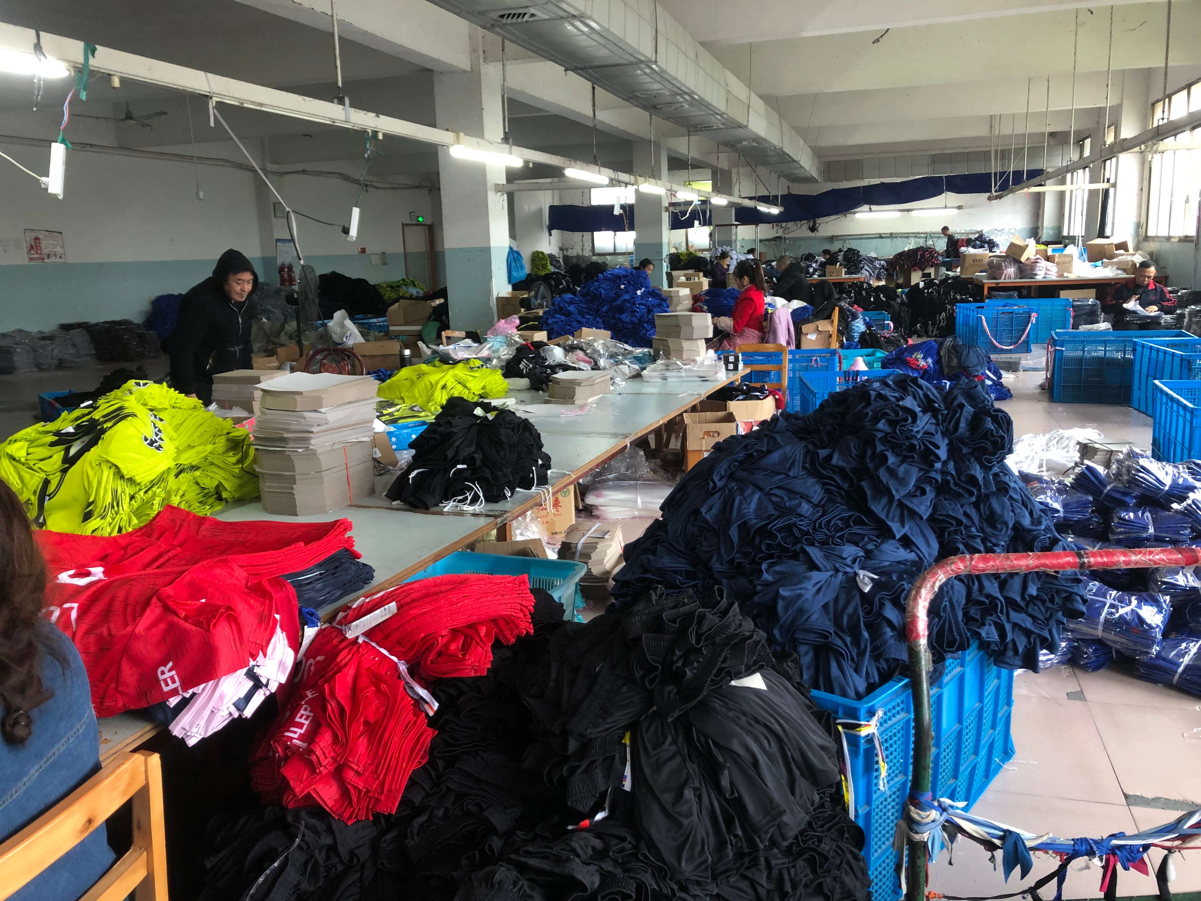 世界杯倒计时！义乌订单猛增，客户一次下单超10万件球衣，“工厂天天在赶货”