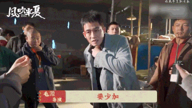 太狠了！欧豪砸自己14个酒瓶只播了1个
