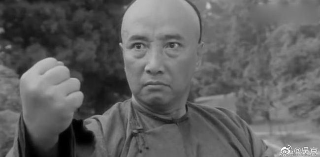 《少林寺》昙宗师父扮演者于海去世 吴京发文悼念
