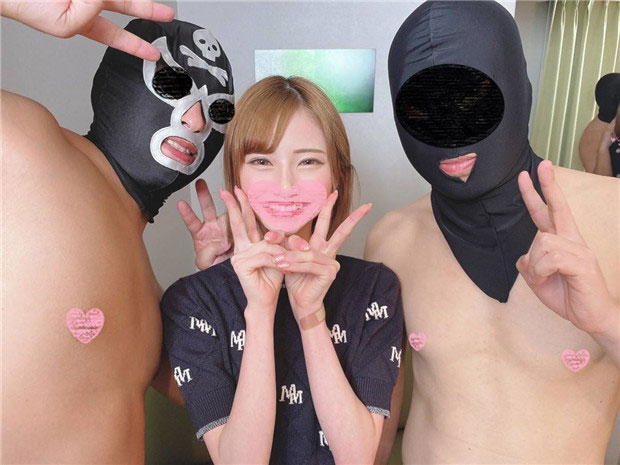 解密！这位搞3P拍无码的清瘦女子竟然是在蚊香社出道旳书法家！ ...