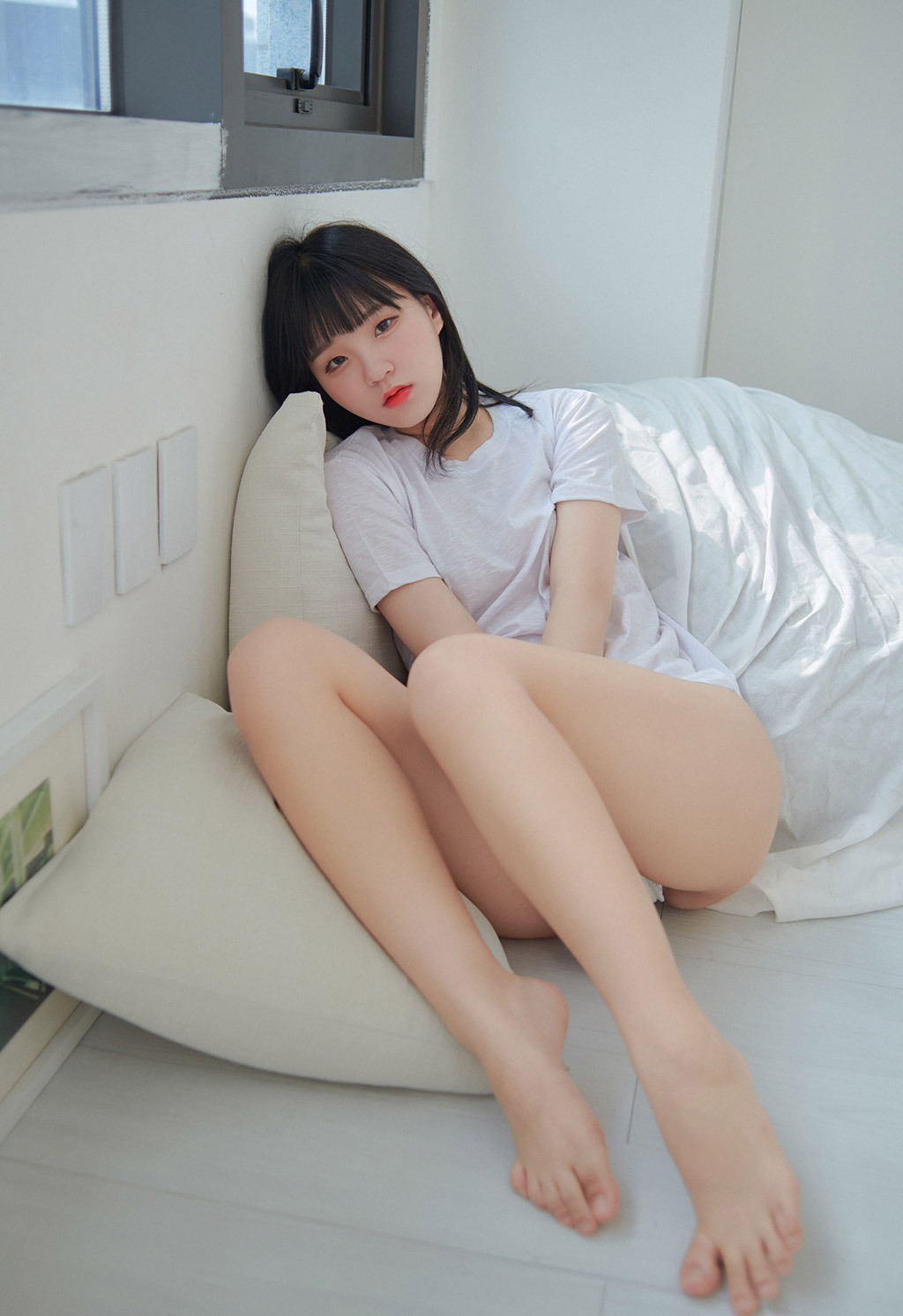 Jenny居家性感背心软糯可人