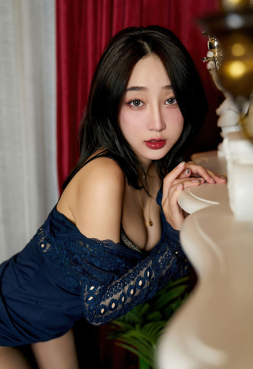 九月生娇柔粉透欲滴的妹子性感居家女友娇媚