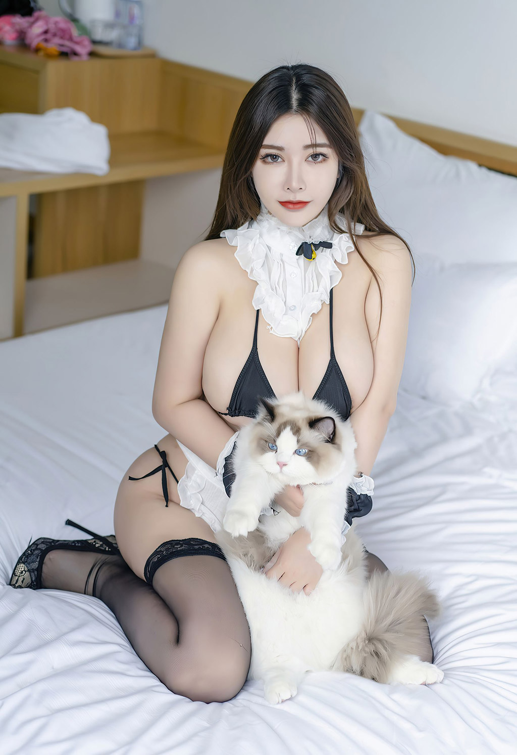 软软子莫干山女仆魅惑三点式内衣