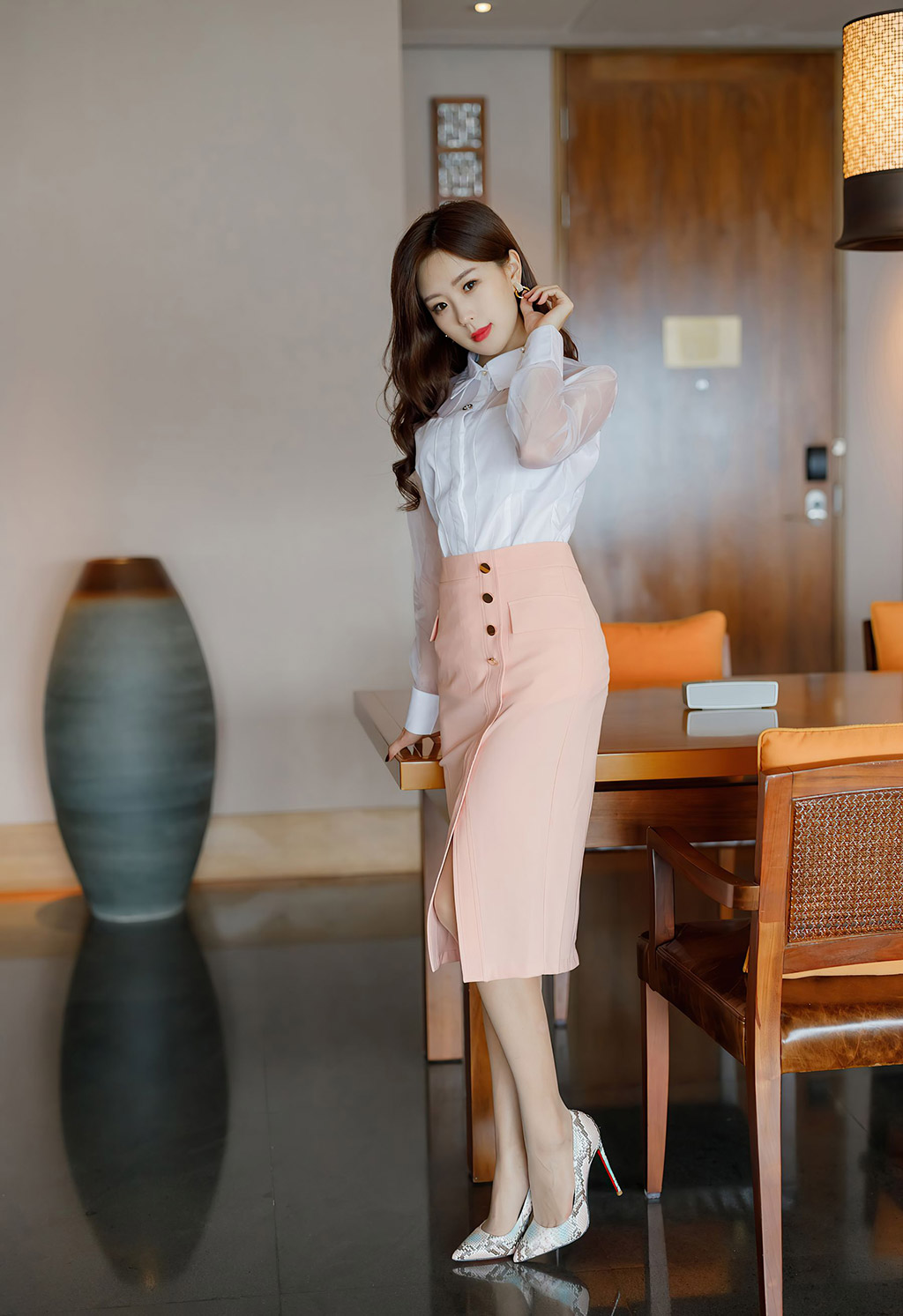杨紫嫣Cynthia古时尚典雅的都市装扮
