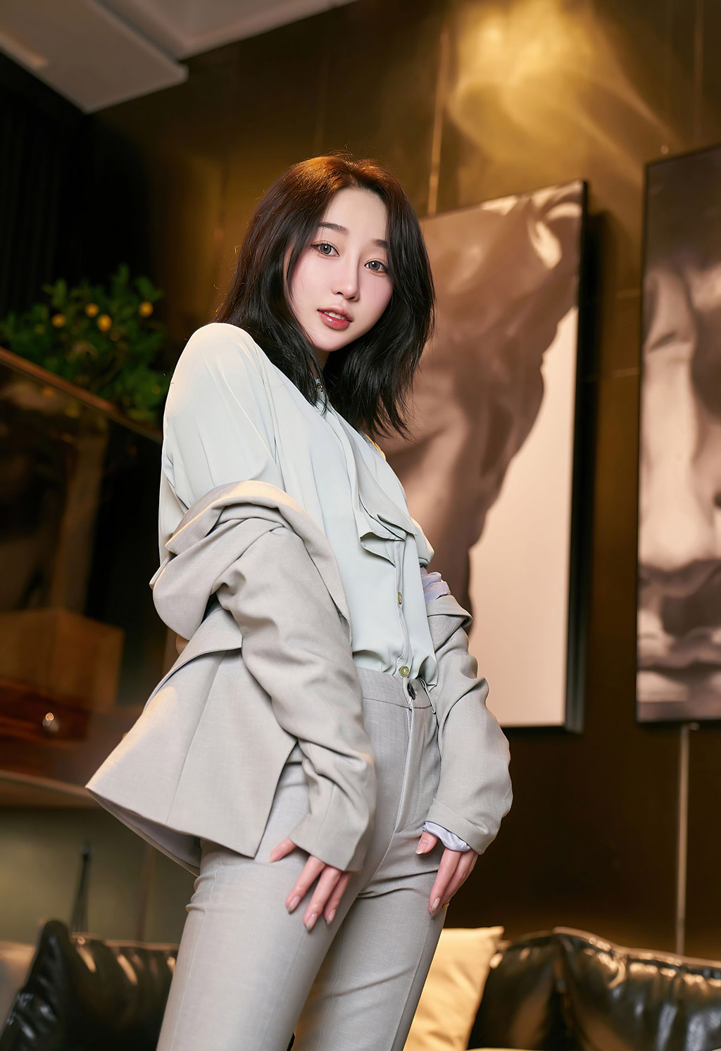 九月生动人的女秘书娇柔粉透欲滴的妹子