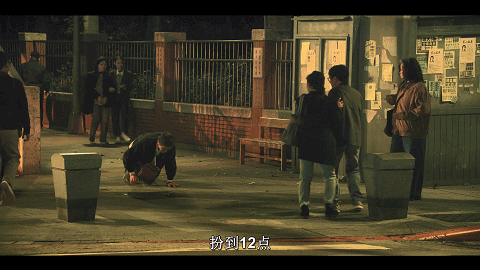 她离开内娱后 尺度一次比一次大……