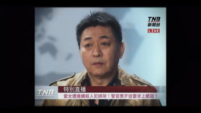 她离开内娱后 尺度一次比一次大……