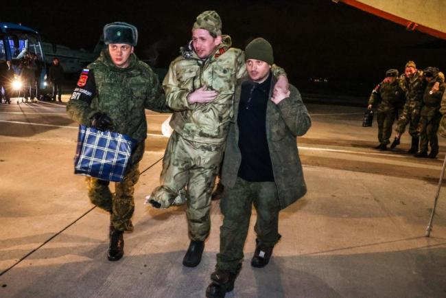 俄乌双方交换被扣押人员