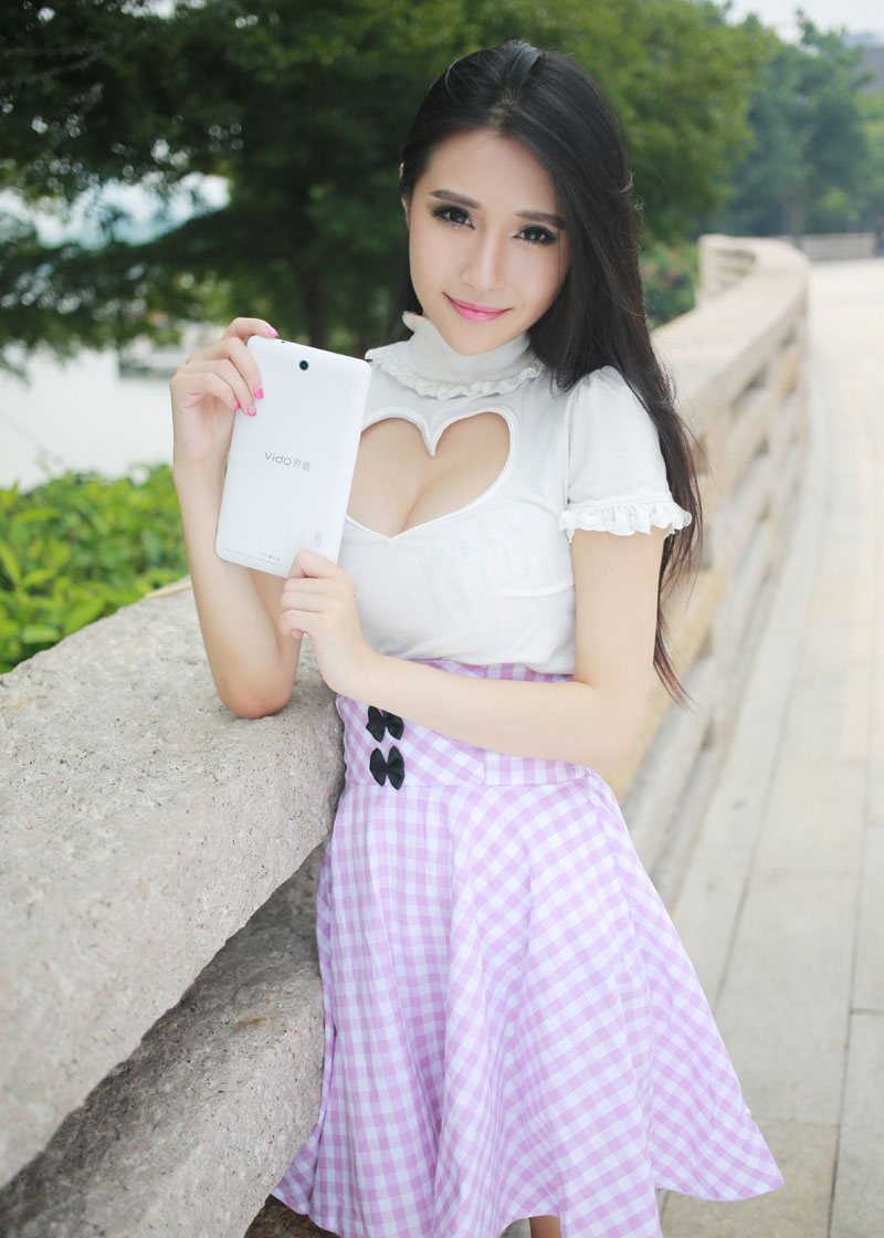 于大小姐自拍火辣身材美图