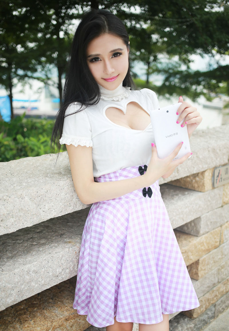于大小姐自拍火辣身材美图