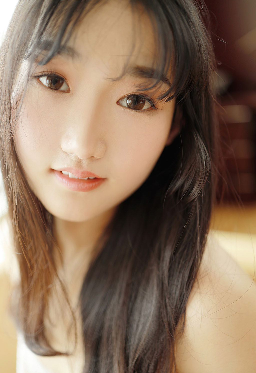 母崽崽轻薄服饰清甜身姿不失性感魅力