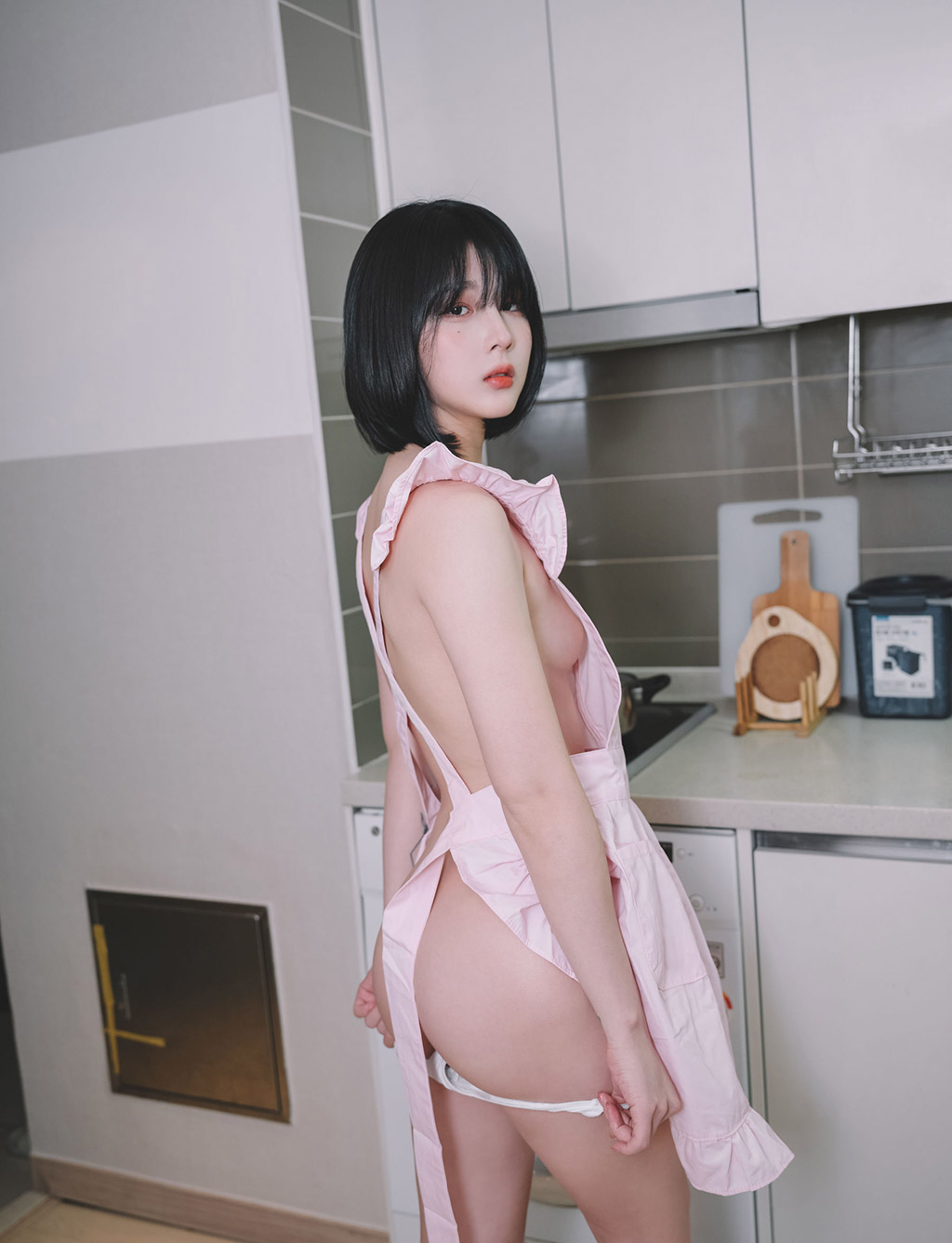 Jangjoo性感厨娘镂空围裙血脉喷张