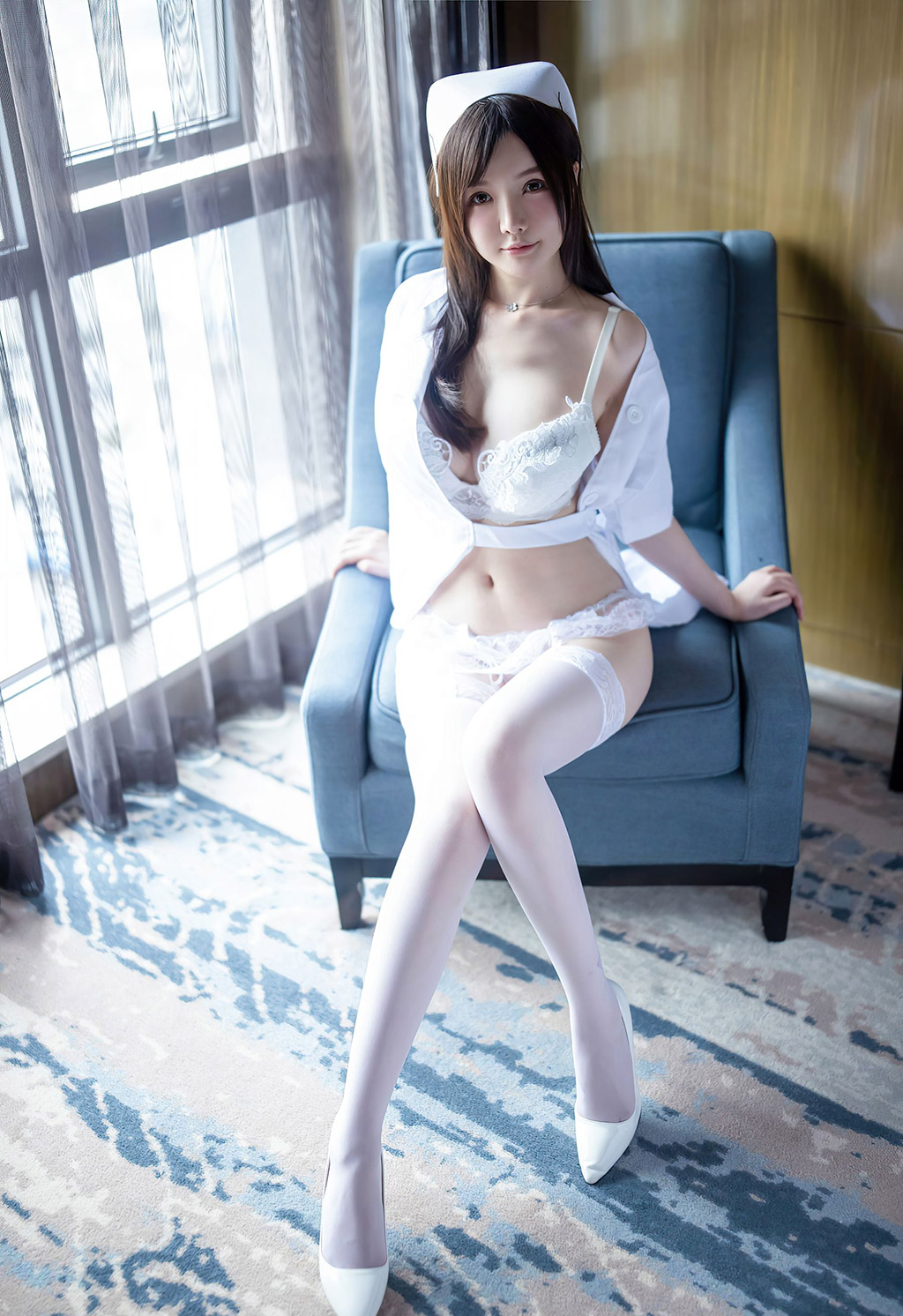 糯美子MINIbabe洁白动人的护士制服主题