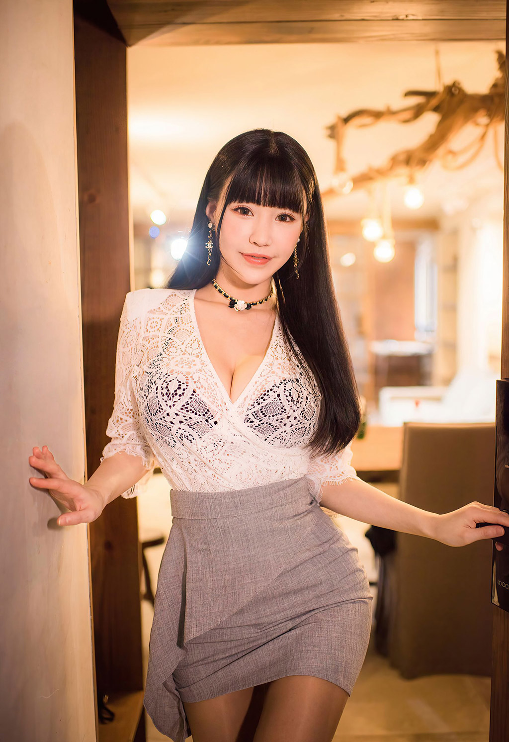 朱可儿Flower图书馆续集写真