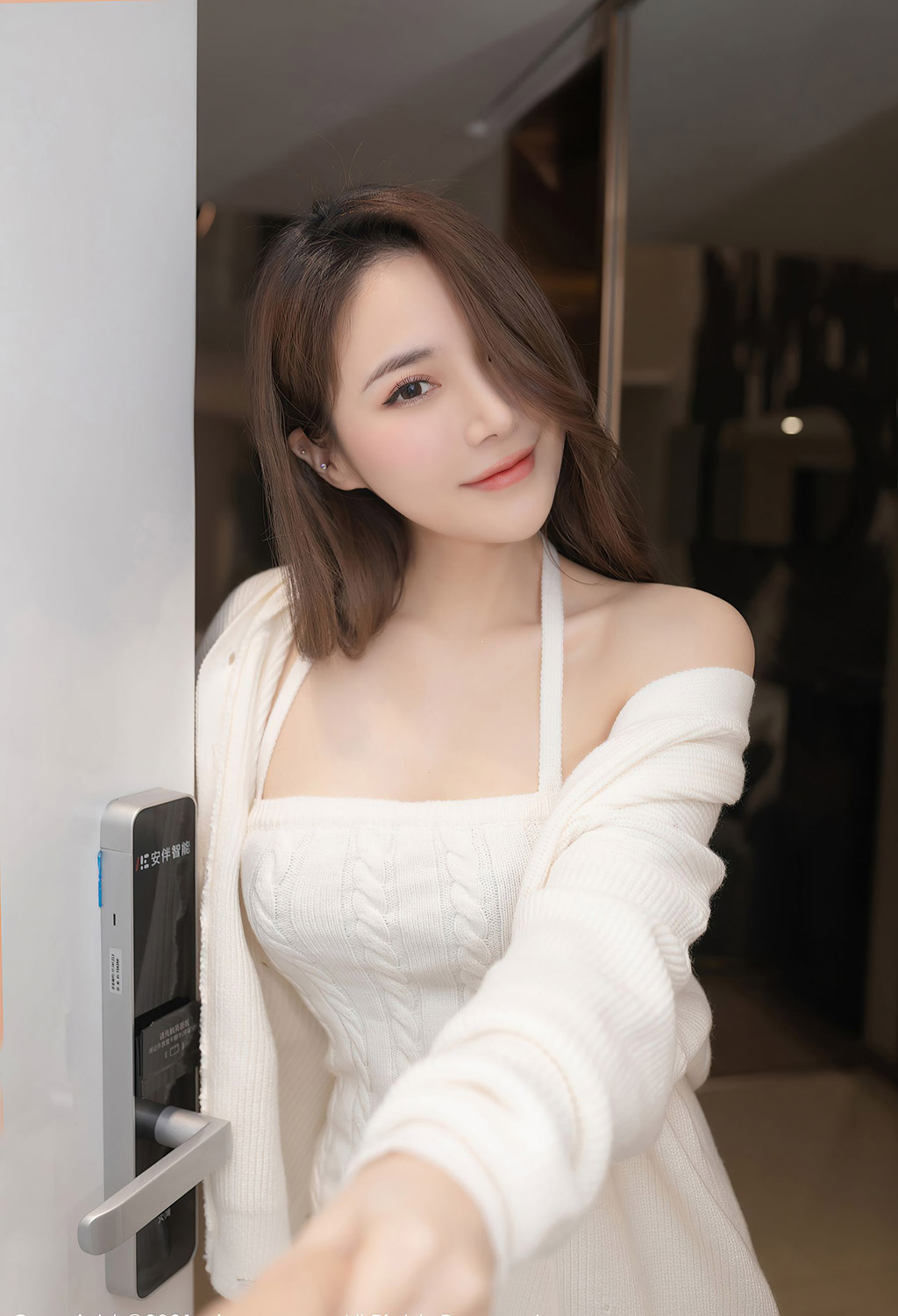 鱼子酱Fish居家人妻独特的女友角度视觉体验