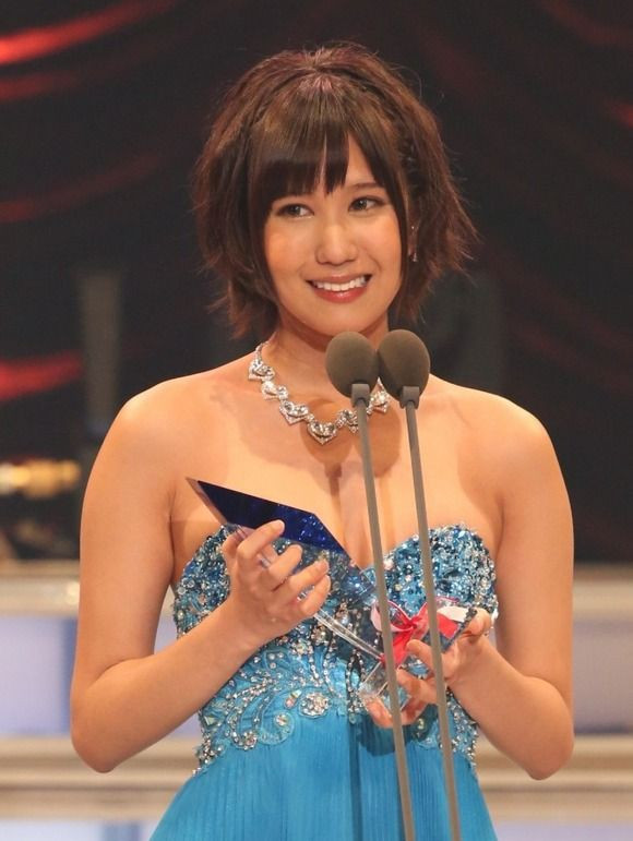 2015成人大赏最优秀女演员！凑莉久现况曝光！