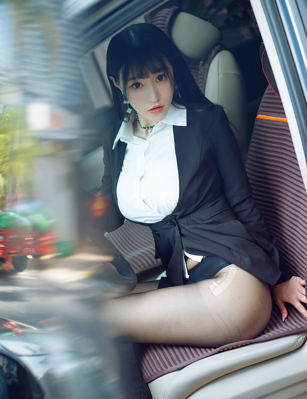 朱可儿Flowe老司机朱可儿的车拍主题