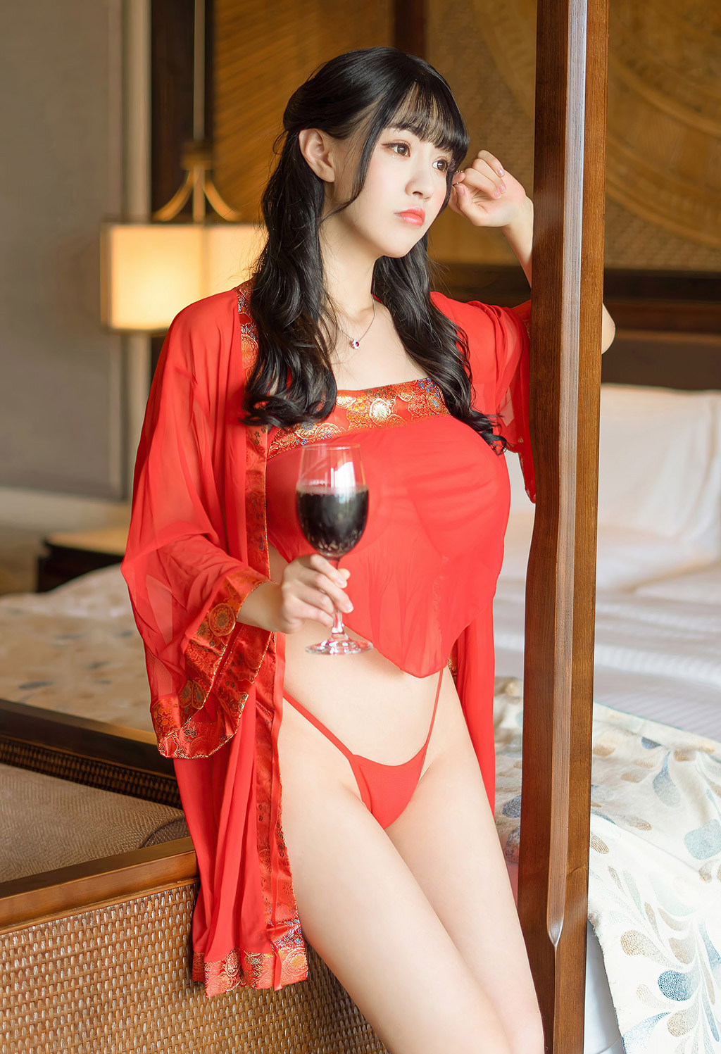 朱可儿Flower香燕风情肚兜丰腴惹火