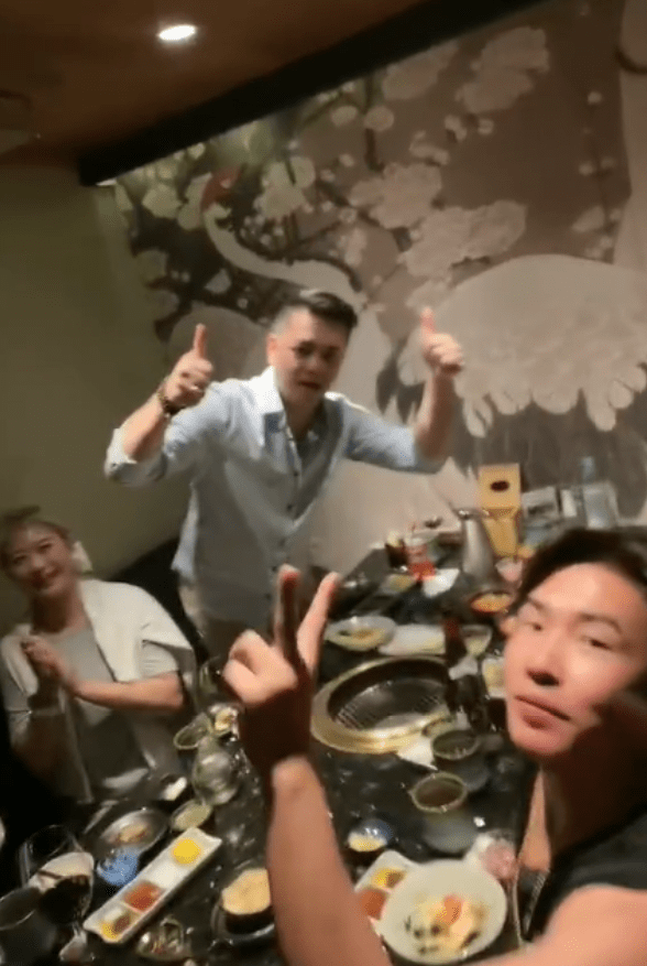 被网友吐槽“离谱”！汪小菲同S妈一起为女儿庆生