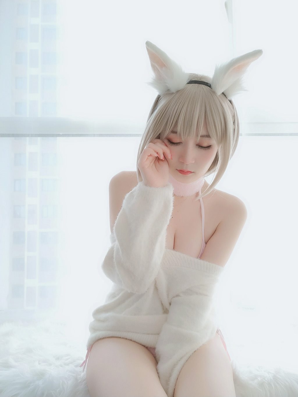 性感少女白银81白色毛衣加粉色内衣性感私房写真集