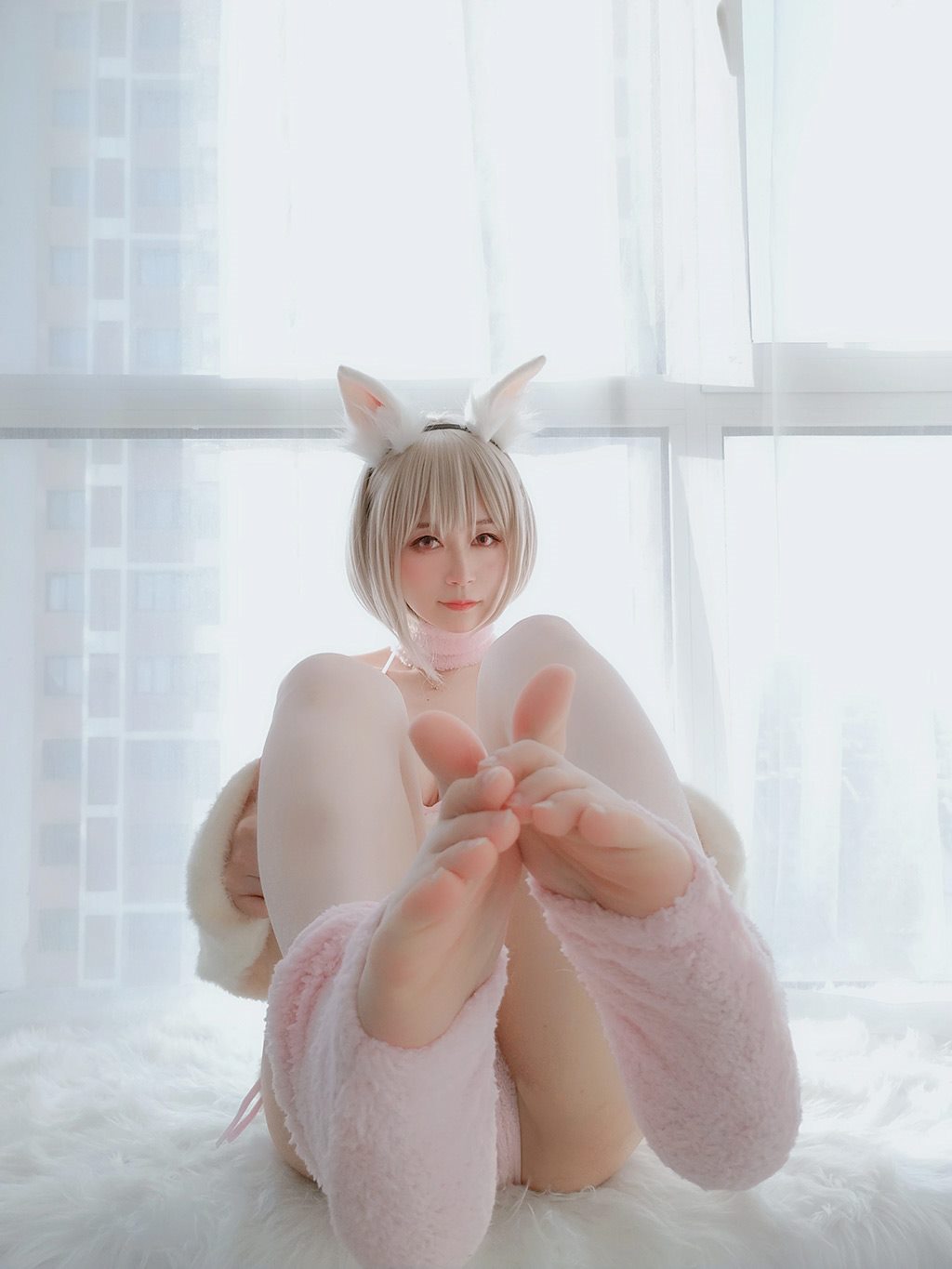 性感少女白银81白色毛衣加粉色内衣性感私房写真集