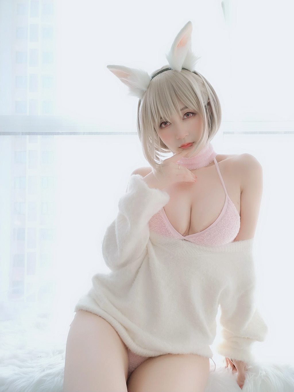 性感少女白银81白色毛衣加粉色内衣性感私房写真集