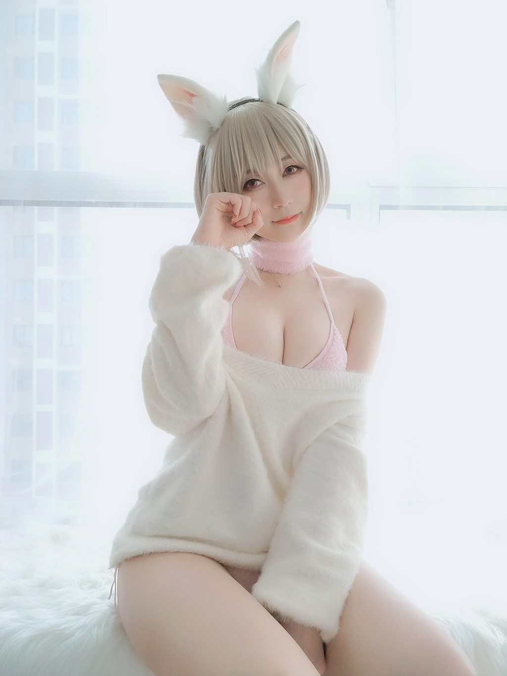 性感少女白银81白色毛衣加粉色内衣性感私房写真集