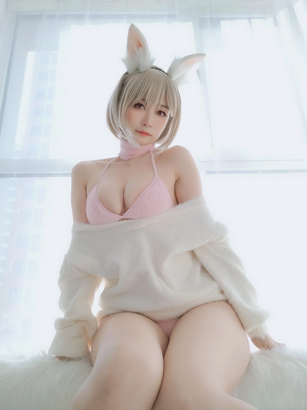 性感少女白银81白色毛衣加粉色内衣性感私房写真集