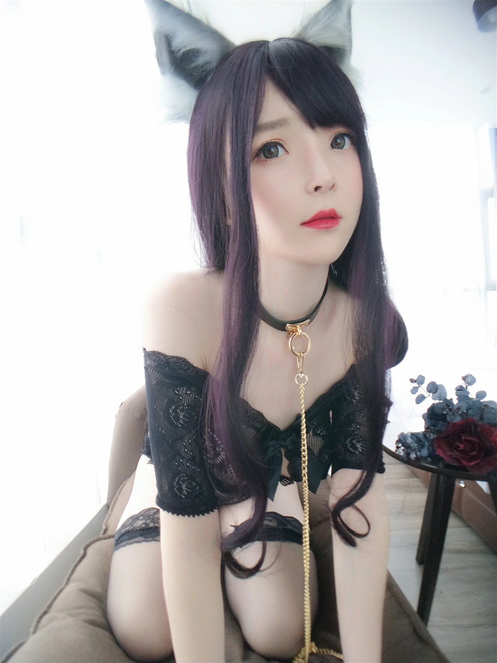 黑狐姐姐一小央泽黑色透视情趣内衣加黑丝美腿性感私房写真集