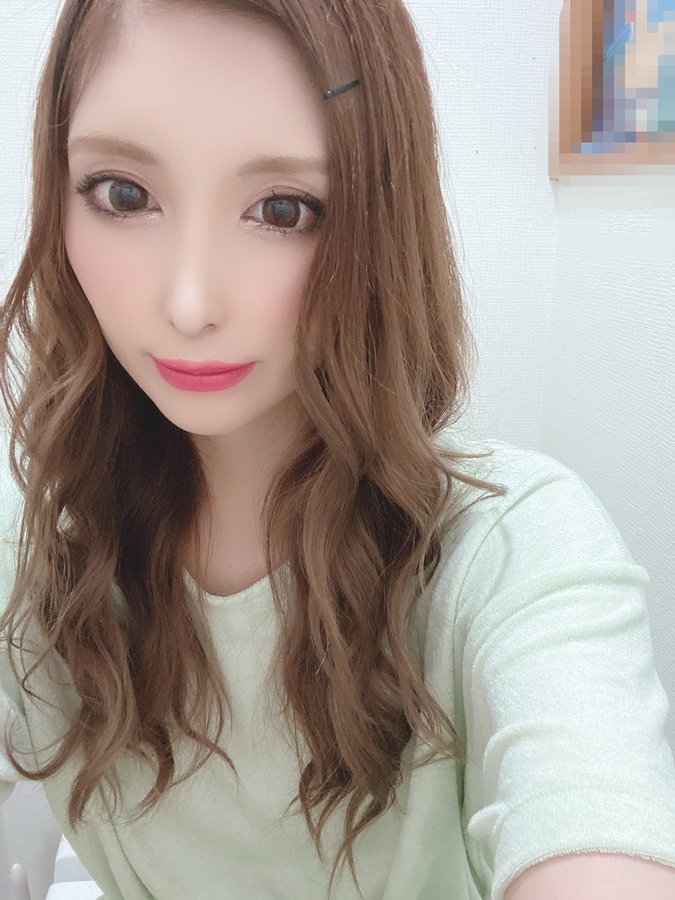 新专属!C罩杯最美富江“仲村美羽”要带着招牌厌世脸到ATTACKERS担任专属AV女优!