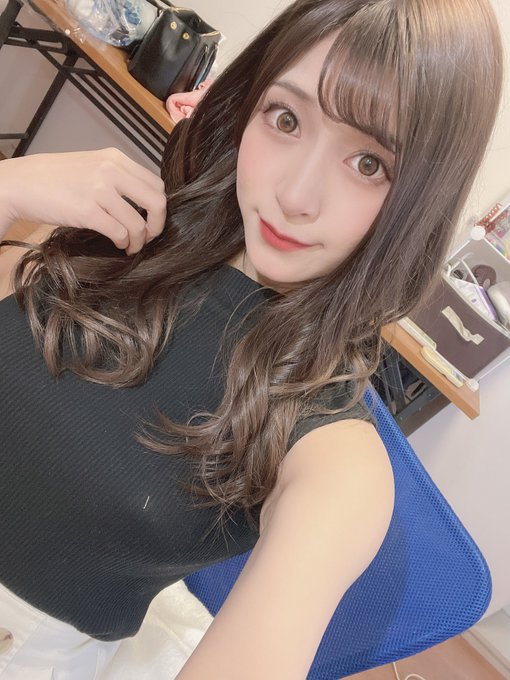 再再出道!7年前的S1专属G罩杯美女大姐姐“藤井蕾菈”推特经营半年上万追踪!