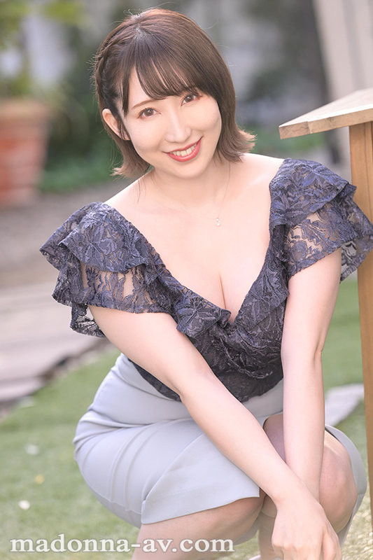 魔性魅力！F罩杯白嫩人妻“奥美遥”AV出道！
