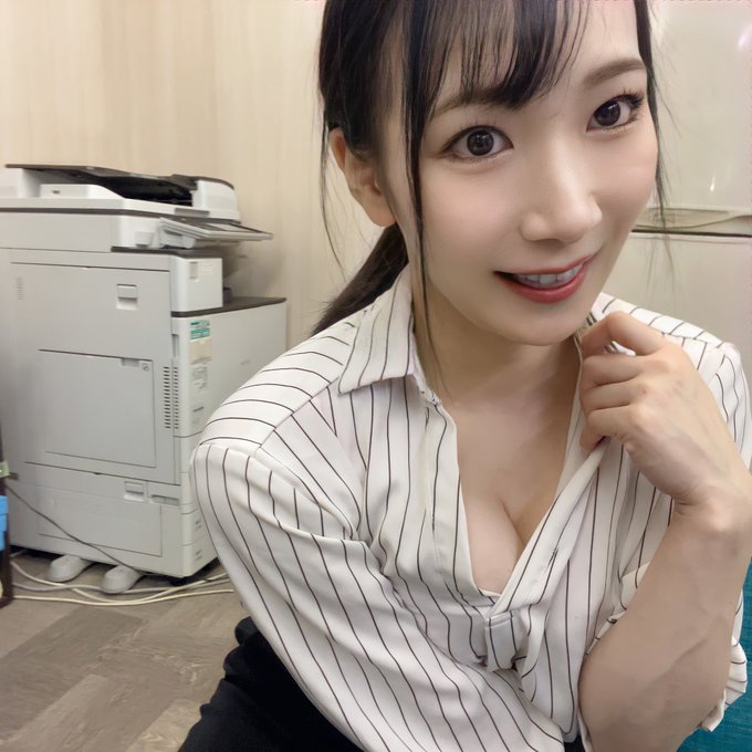 强势回归！F罩杯白皙美女“黒川晴美”是2年前那位S1专属神臀女演员！
