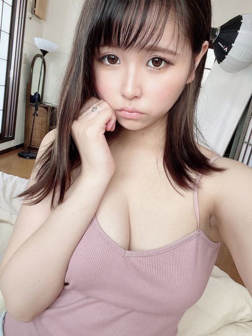 隐藏版素人系女优　G罩杯前大尺写真偶像“山岸优里”！