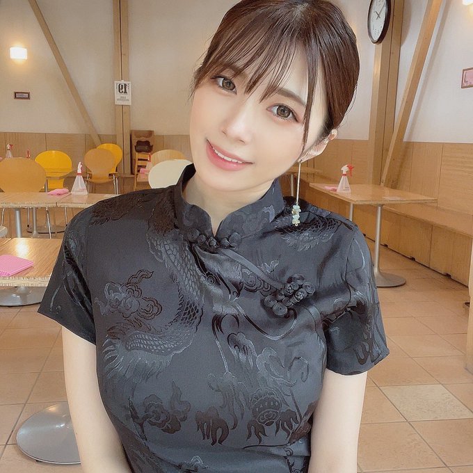 今年最后王牌Show hand!G罩杯写真偶像“翼舞”顶尖片商S1正式出道!