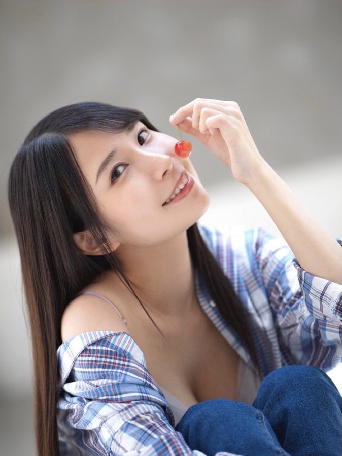 让我在婚前爽完这辈子的份吧! E罩杯气质美女“椿小春”出道全因未婚夫性冷感!