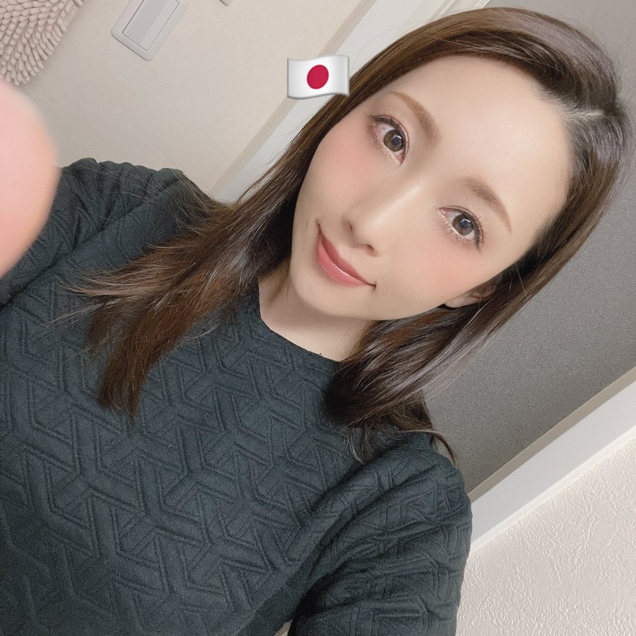 妩媚气质!F罩杯巨乳大姐姐“妃光莉”推特上万追踪还有激辣福利照!