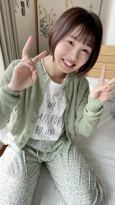 清纯无暇!贫乳小只马“几田町”出道!平常竟在铁工厂担任女工!