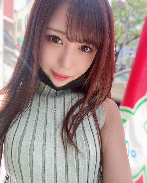 极细20吋！D罩杯水蛇腰美女“乃木绚爱”出道自诩变态级的好色！