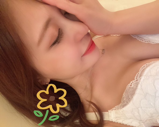 极细20吋！D罩杯水蛇腰美女“乃木绚爱”出道自诩变态级的好色！
