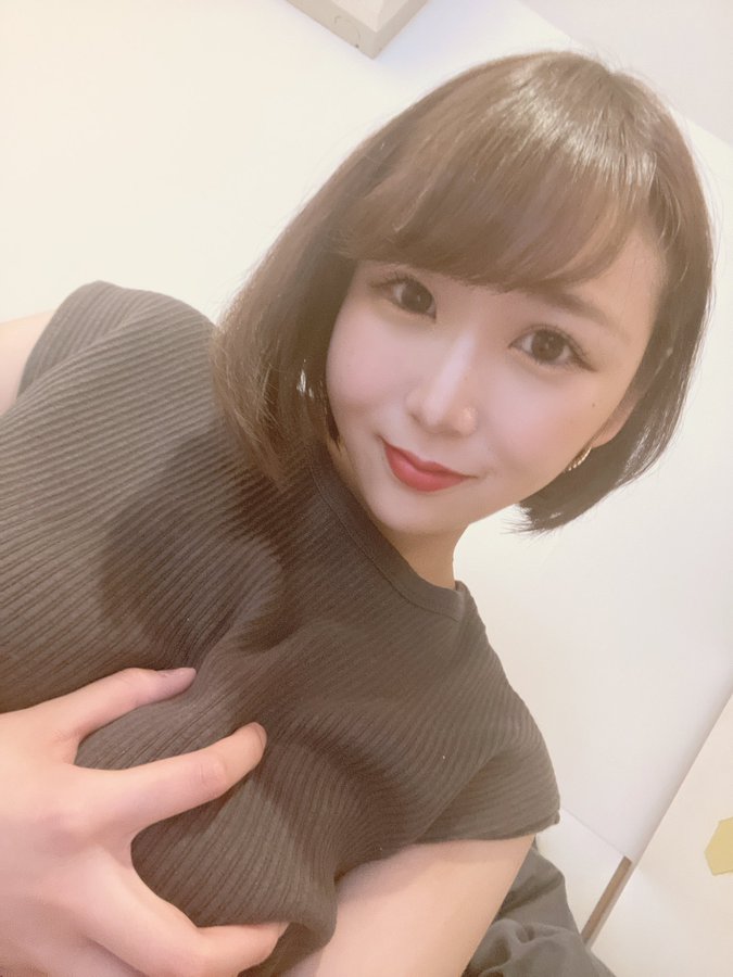 巨乳丰臀二刀流！H罩杯气质美女“麻美润”AV出道！推特尺度超大几近全裸！