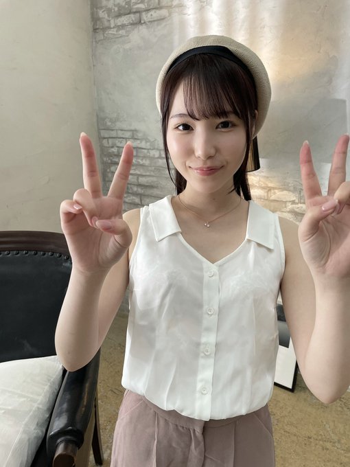 天使的微笑!C罩杯气质美少女“香水纯”S1专属出道!